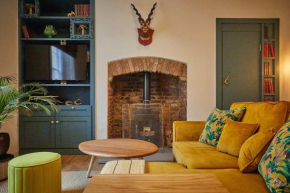 The Jungle Nook; Romantic Haven
